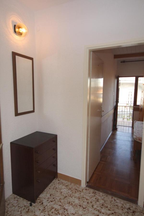 Apartments With A Parking Space Baska Voda, Makarska - 2709 المظهر الخارجي الصورة