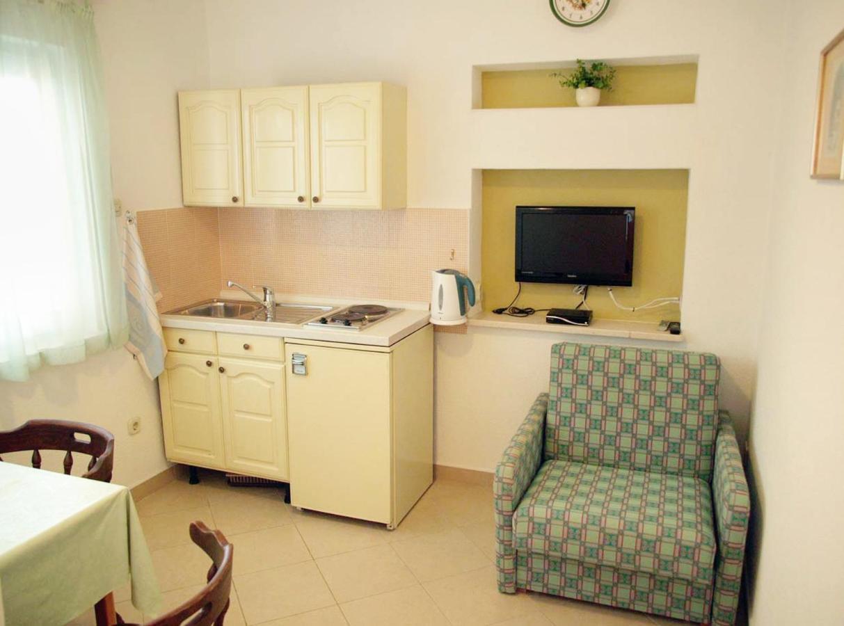 Apartments With A Parking Space Baska Voda, Makarska - 2709 المظهر الخارجي الصورة