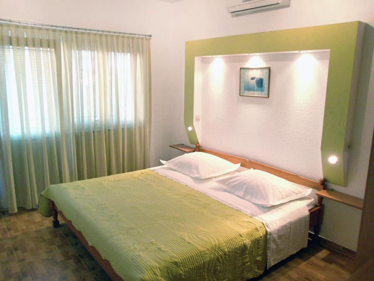 Apartments With A Parking Space Baska Voda, Makarska - 2709 المظهر الخارجي الصورة