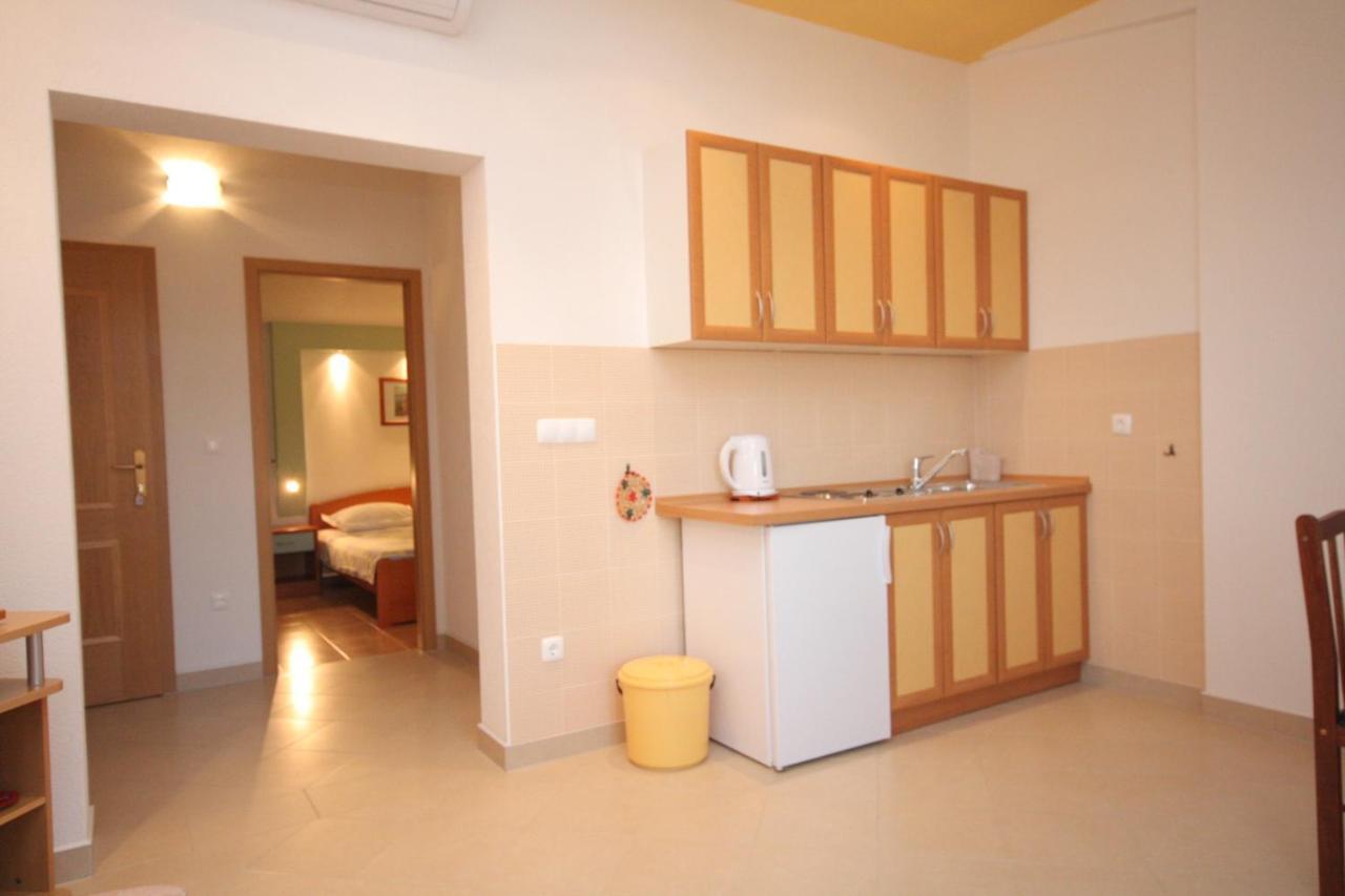 Apartments With A Parking Space Baska Voda, Makarska - 2709 المظهر الخارجي الصورة