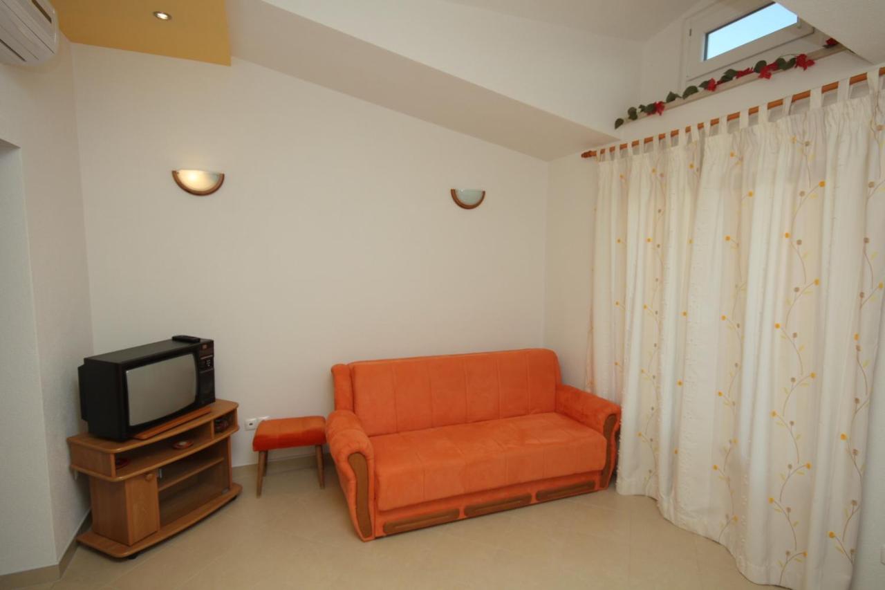 Apartments With A Parking Space Baska Voda, Makarska - 2709 المظهر الخارجي الصورة